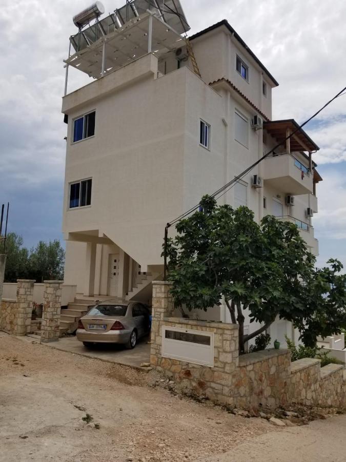 Villa E Olsi Kacupaj Sarande Luaran gambar